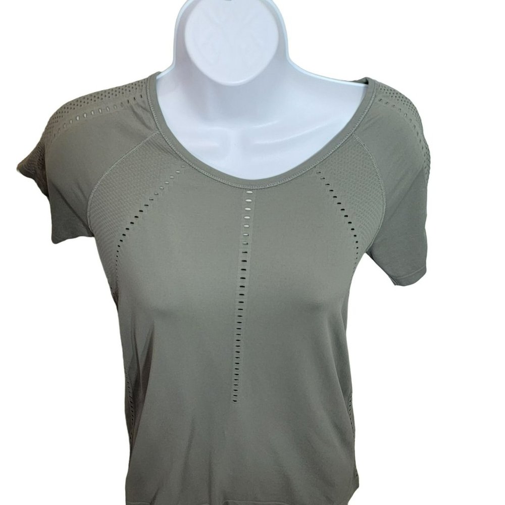 Athleta Women Size S Performance Shirt, Green w/decorative breathable holes EUC
